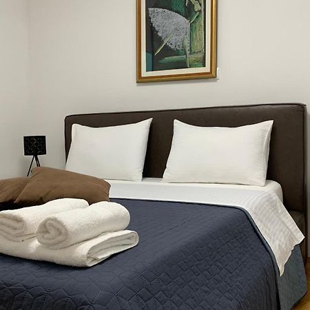 Mm Split Apartment - 5 Min By Car To The Beach & City Center - Free Public Parking エクステリア 写真