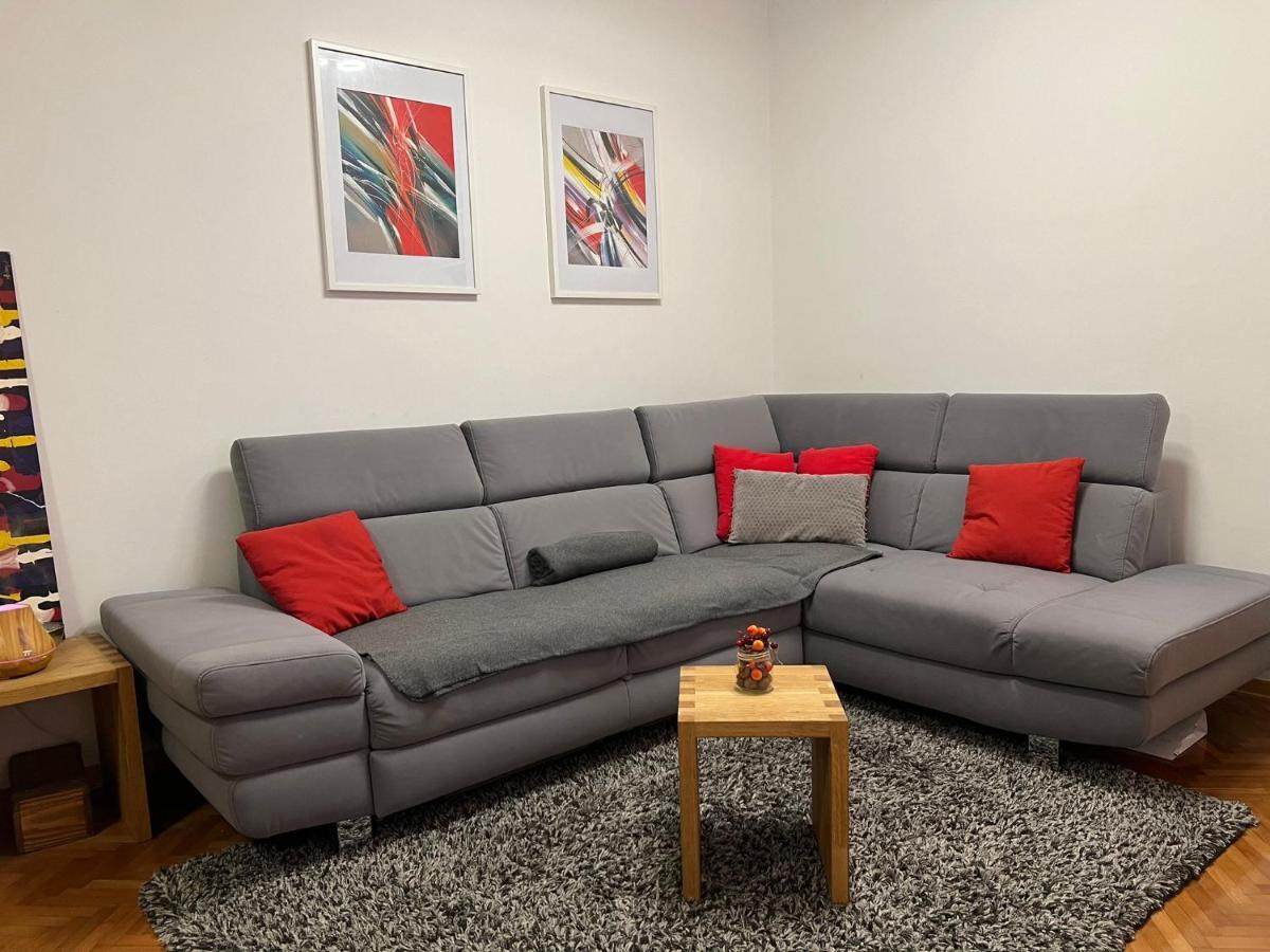 Mm Split Apartment - 5 Min By Car To The Beach & City Center - Free Public Parking エクステリア 写真
