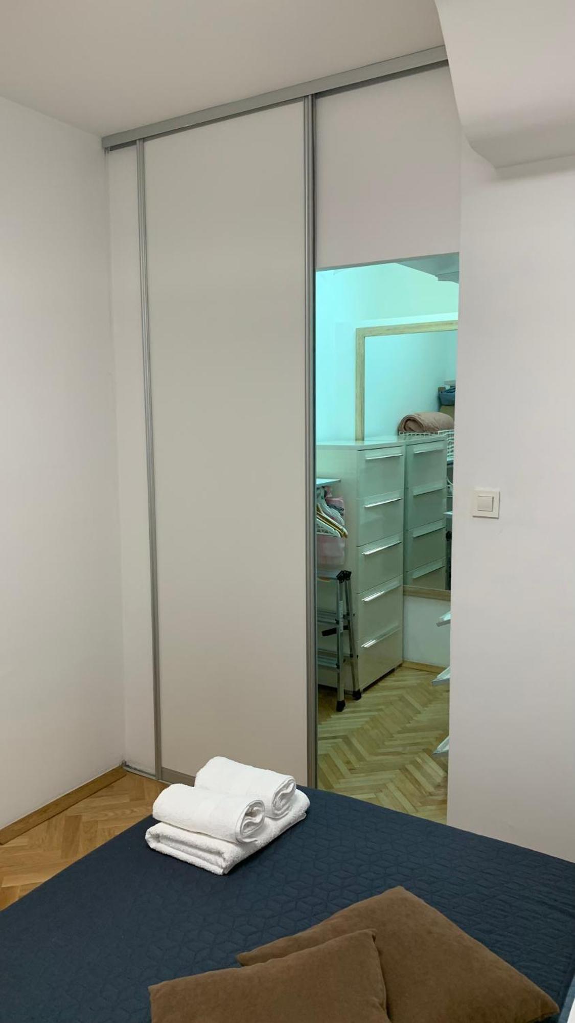 Mm Split Apartment - 5 Min By Car To The Beach & City Center - Free Public Parking エクステリア 写真