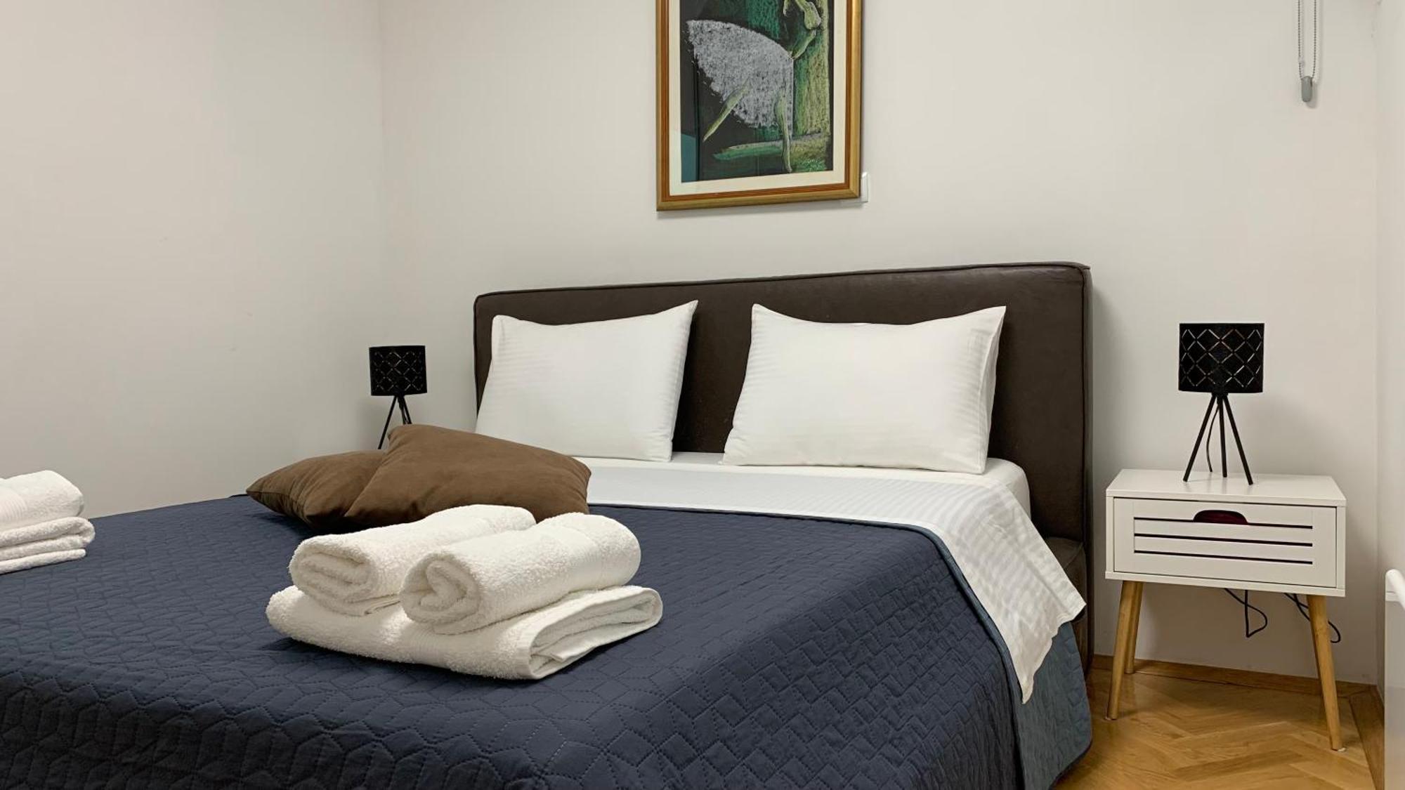Mm Split Apartment - 5 Min By Car To The Beach & City Center - Free Public Parking エクステリア 写真